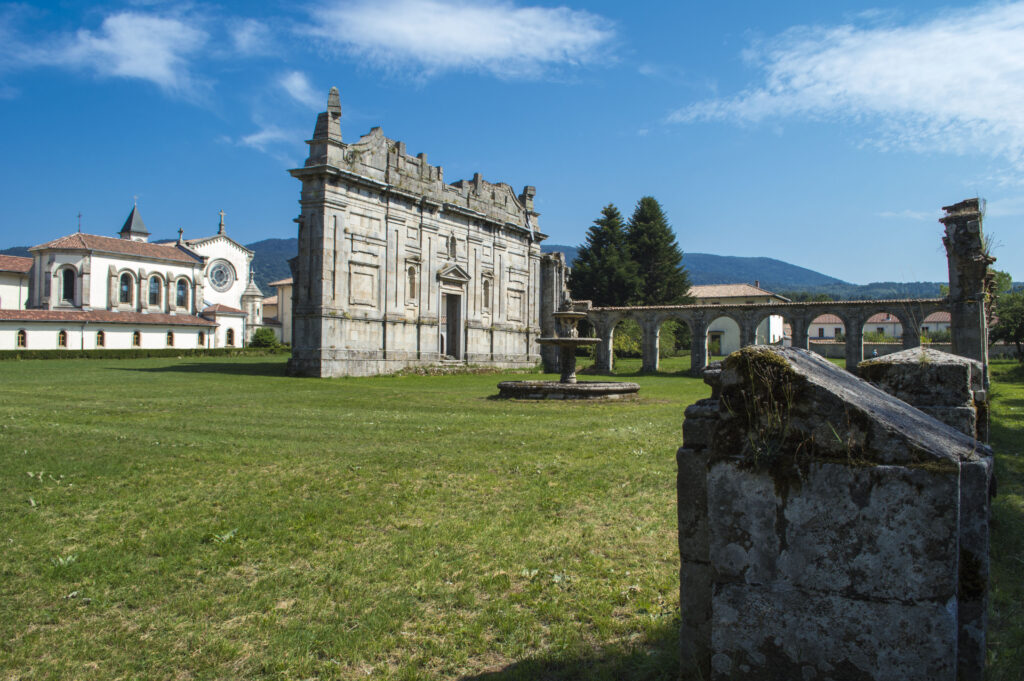 Raffaele-Timpano-Cat.C-La-Certosa-Il-passato-ed-il-presente-Interno-Certosa-Serra-San-Bruno-VV-1024x681